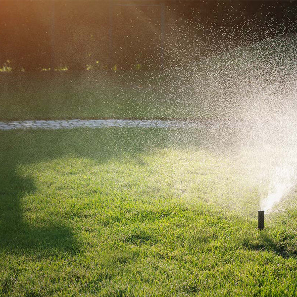 Irrigatore a Turbina: Efficienza e Precisione per Grandi Giardini- 90478