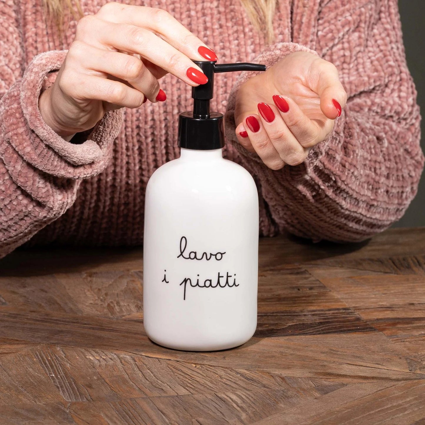 Dosasapone - Scritta: Lavo i piatti